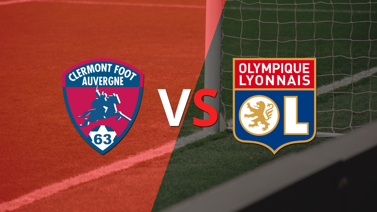 The match between Clermont Foot and Olympique Lyon begins at the Gabriel Montpied Stade
