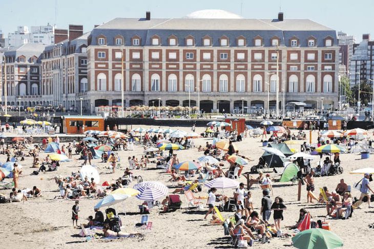 Feriado. El fin de semana XL de Semana Santa seguramente traerá un importante flujo de turistas recorriendo la Argentina. Feriado. El fin de semana XL de Semana Santa seguramente traerá un importante flujo de turistas recorriendo la Argentina.