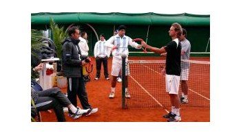 Entrenando por un sueño. Eduardo Schwank y David Nalbandian comenzaron las prácticas en Alemania en busca de la Ensaladera de Plata.
