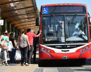 Desde agosto aumenta 40% el transporte público en el AMBA