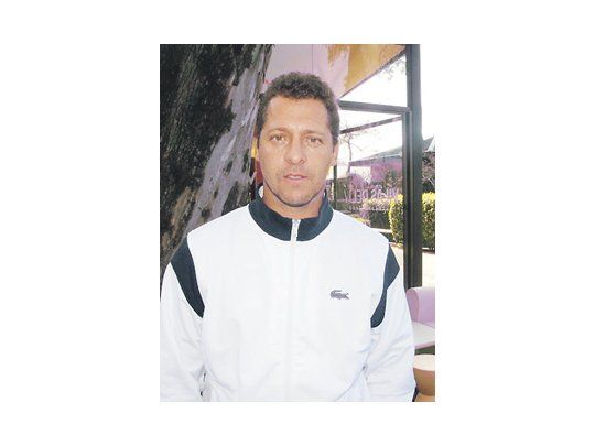 Markus, de 41 años, fue Nº 36 del mundo en 1992 y el único argentino en vencer al estadounidense Pete Sampras, el 13/04/92 en las semis de Niza, único certamen que ganó en su carrera.