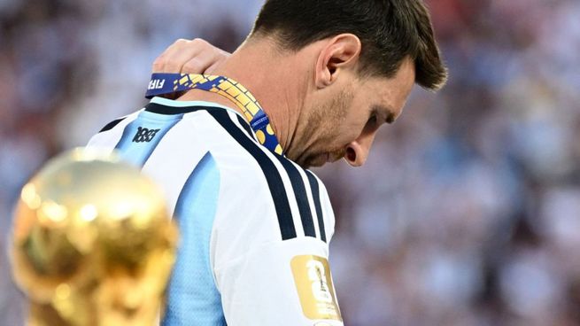 Llorando la derrota ante España, Leo Messi reflexiona sobre el final de su carrera en la Selección.
