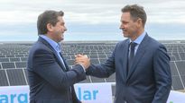 El gobernador de San Juan, Marcelo Orrego, junto a Jorge Brito.