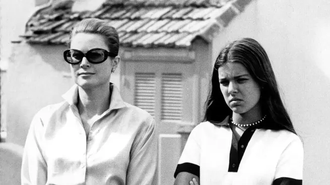 Grace Kelly intentó evitar que su hija se enamorara de un banquero de mala fama.