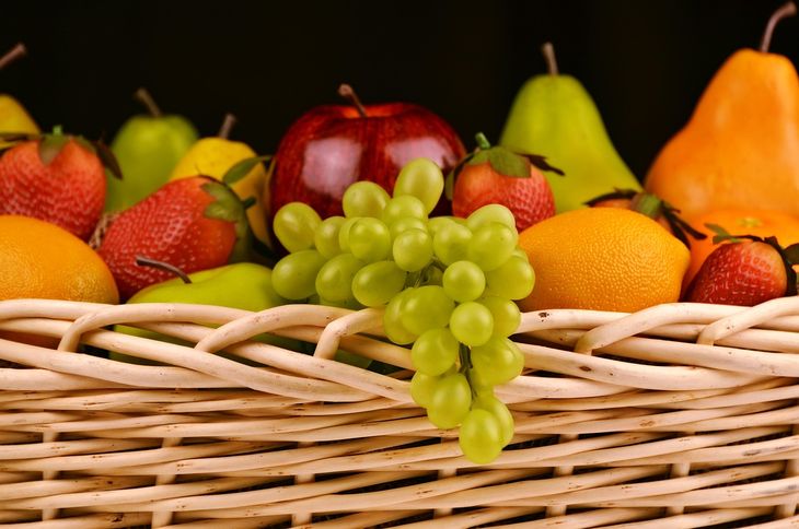 These benefits occur because vegetables, fruits and tubers carry a high water content, as it is. These benefits occur because vegetables, fruits and tubers carry a high water content, as it is.