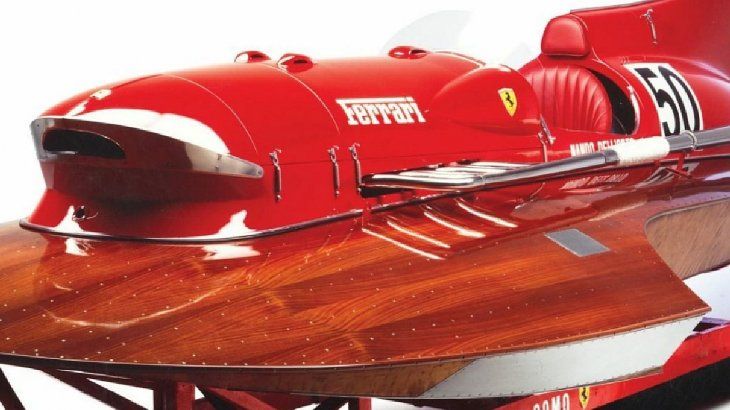 El hidroavión construido por Enzo Ferrari está a la venta en Bons en Chablais, en la región de Auvernia-Ródano-Alpes, departamento de Alta Saboya, en Francia.
