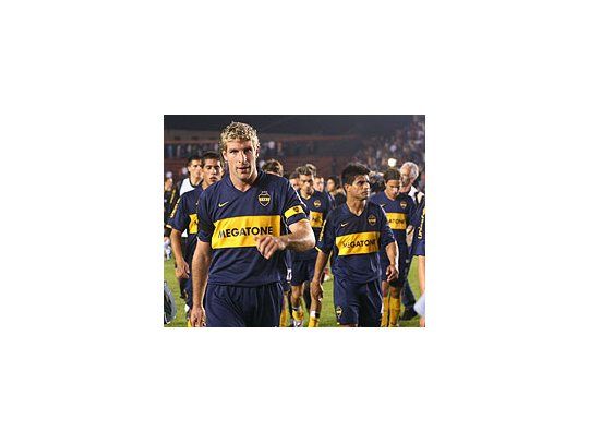 El plantel de Boca Juniors se retiró cabizbajo luego de la derrota con Colón.