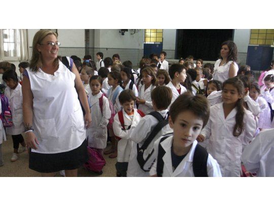 Antes de reunirse con docentes, Provincia oficializó pago extra a quienes no adhirieron a paros