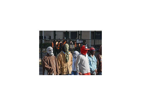Militantes de Quebracho protestaron en Tribunales