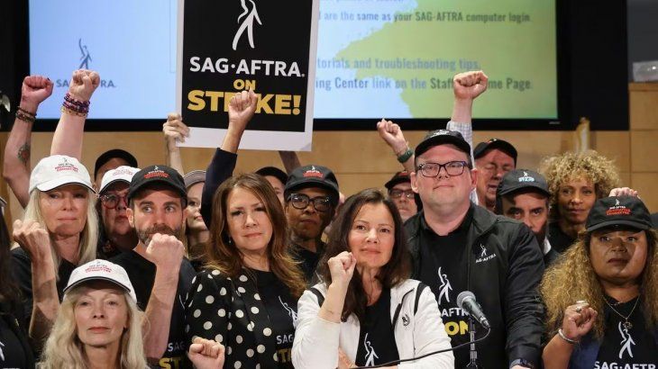 Unions warn that tariffs could cause a strong economic impact.  