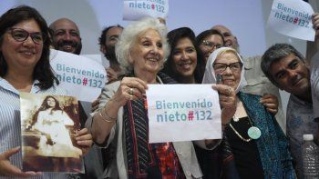 abuelas de plaza de mayo anuncio otra restitucion de identidad: el nieto 132