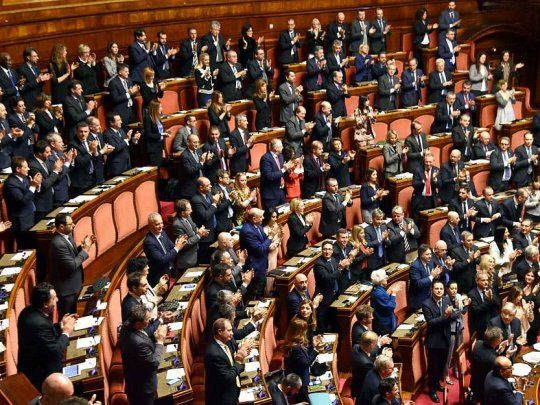 italia parlamento.jpg