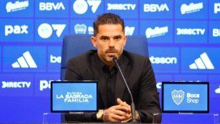 Fernando Gago en conferencia