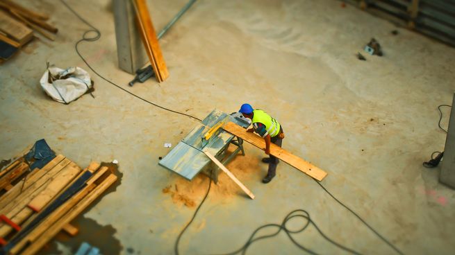 El número de trabajadores formales de la construcción subió a 62.552, un máximo para los últimos años.