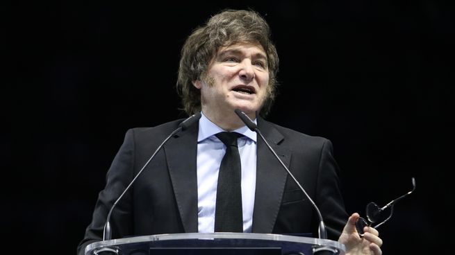 Frente a los bloqueos, la oposición va por el juicio político contra Milei.