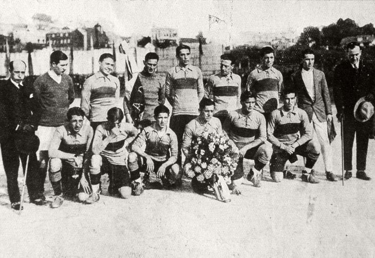 The controversy in the Argentine Football Association gave Boca a symbolic championship. The controversy in the Argentine Football Association gave Boca a symbolic championship.