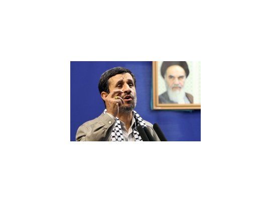 Mahmud Ahmadineyad.