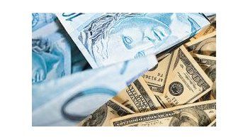 Leve depreciación del real: cotizó a 2,033 por dólar