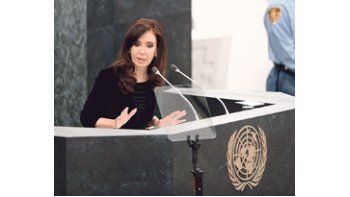 Cristina de Kirchner castigó  ayer a los fondos buitre al intervenir en la Asamblea General de la ONU. También reclamó que el nuevo Gobierno iraní cumpla con su parte del acuerdo para avanzar en la investigación del atentado a la  AMIA.