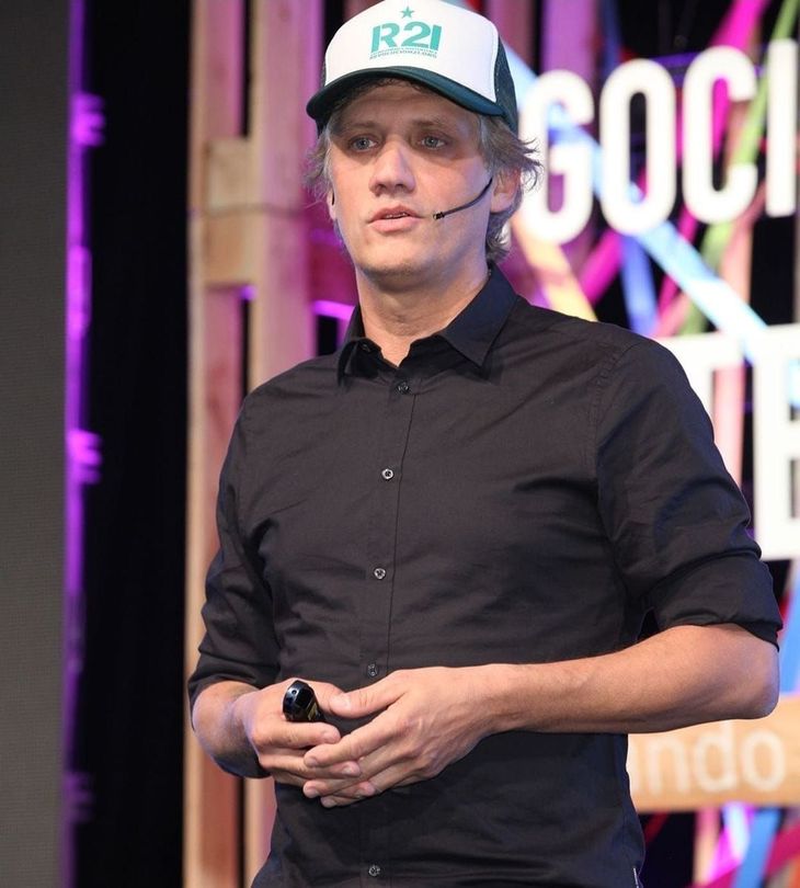 Charly Alberti, former drummer of Soda Stereo and founder of R21, will be one of the speakers at the conference.