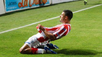 Unión le ganó un partidazo a Lanús y lo bajó de la punta.