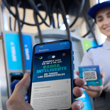 YPF se posiciona como la primera petrolera en adoptar pagos con criptomonedas, un cambio que podría marcar tendencia en el sector. YPF se posiciona como la primera petrolera en adoptar pagos con criptomonedas, un cambio que podría marcar tendencia en el sector.