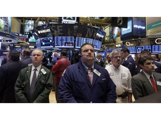 Wall Street culminó sin dirección clara, preocupada por Trump