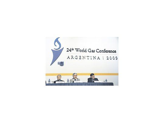 El ministro Julio De Vido habló en el panel de representantes gubernamentales que tuvo lugar ayer en la 24a Conferencia Mundial del Gas que se realiza en el predio La Rural.