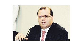 Alexandre Tombini, indicado como seguro sucesor de Henrique Meirelles en el Banco Central de Brasil, es uno de los responsables de la exitosa política de metas de inflación.