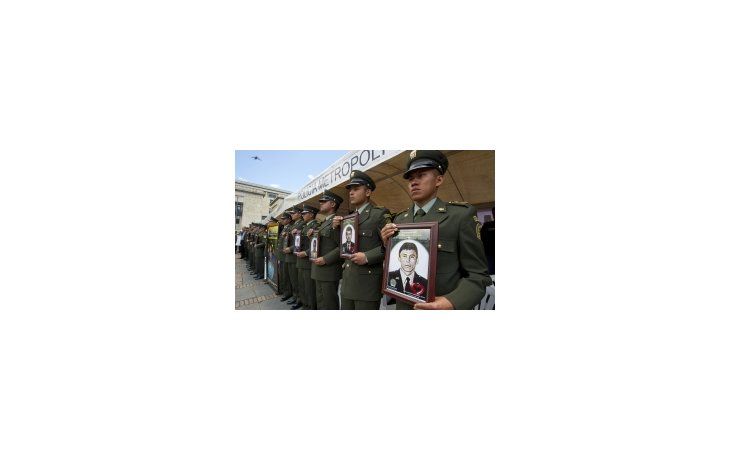 Las FARC anunciaron fin de secuestros de civiles y liberación de 10 rehenes