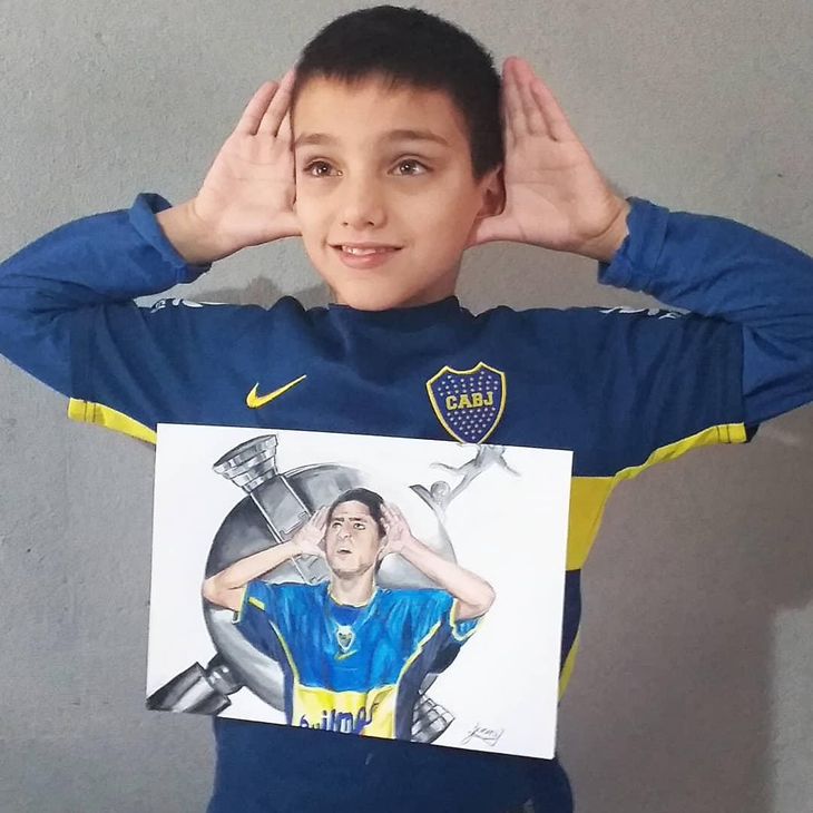 Juani y su homenaje a Juan Román Riquelme.