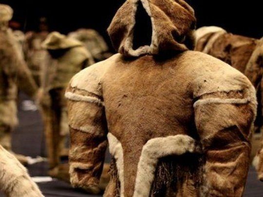 Uno murió en Inglaterra y el otro falleció en Dinamarca a principios del siglo XI.
