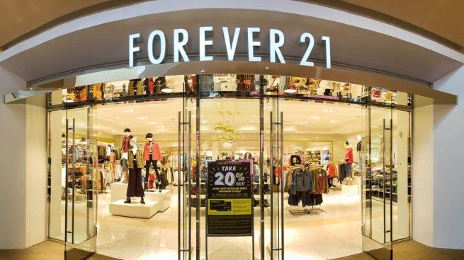 La marca de ropa Forever 21 confirmó su cierre en una solicitud de quiebra presentada en un tribunal de Delaware.