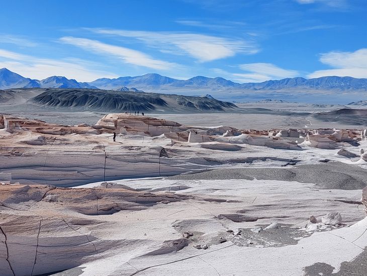 A más de 3.500 metros de altura, El Peñón es el lugar ideal para conectarse con la naturaleza. A más de 3.500 metros de altura, El Peñón es el lugar ideal para conectarse con la naturaleza.