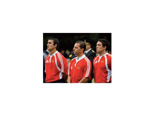 Internacionales. Pastrana (primero desde la izquierda) y Anselmi (en el extremo derecho), contaron sus experiencias en el rugby.