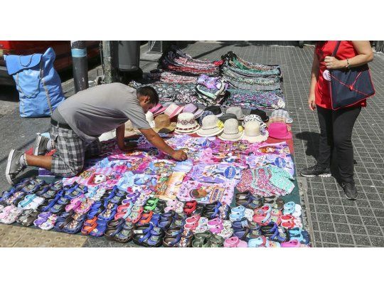 Cayó la venta ilegal callejera en la ciudad de Buenos Aires.