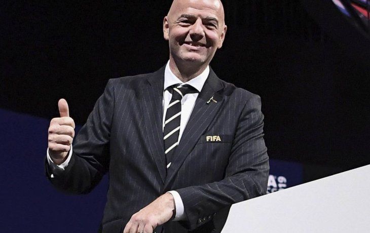 Gianni Infantino felicitó a los cuatro equipos de la tercera división italiana que tuvieron un solidario gesto para ayudar frente al coronavirus.