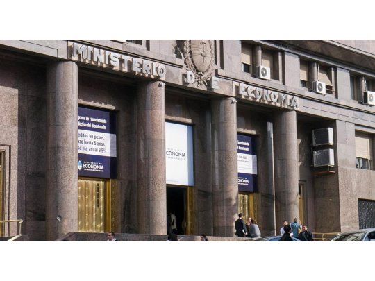 Finanzas licitó Letes por u$s 1.000 millones (recibió más del doble de ofertas)