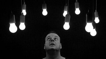 francia advierte sobre efectos nocivos de luces led en los ojos y el sueno