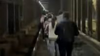 Los pasajeros debieron ser evacuados por los túneles.&nbsp;