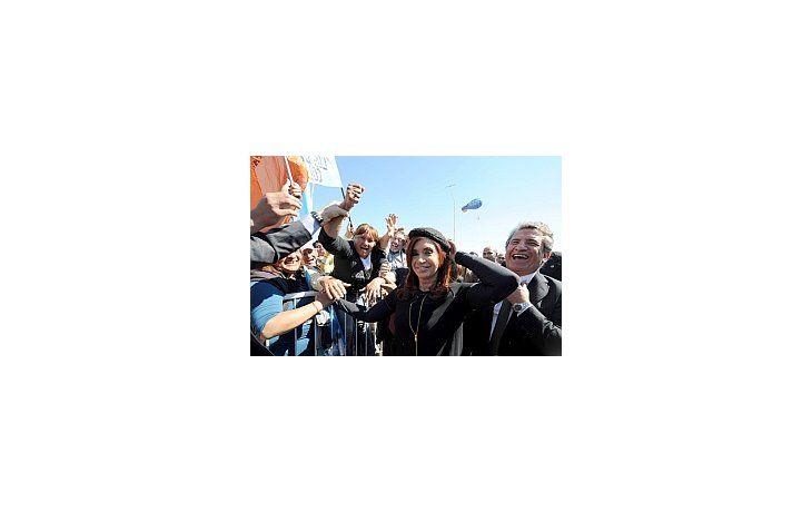 Cristina de Kirchner visitó Entre Ríos y encabezó un acto en la localidad de Concordia junto al gobernador Sergio Urribarri.