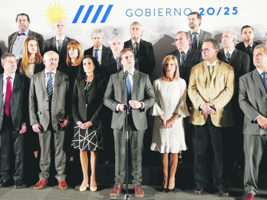 EQUILIBRIO. Luis Lacalle Pou afirmó que su equipo variopinto estará enfocado en la “acción”.&nbsp;
