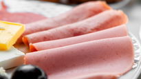 Crees que estás comiendo jamón y en realidad no lo son: las marcas que mienten en México y Profeco las desenmascara
