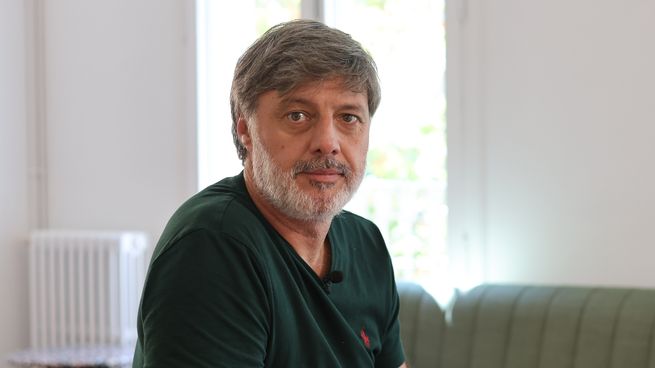 El novelista español Andrés Barba, autor de “Auge y caída del conejo Bam”.