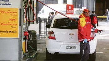 Combustibles. El despacho de naftas y gasoil registró 12 meses de bajas consecutivas.