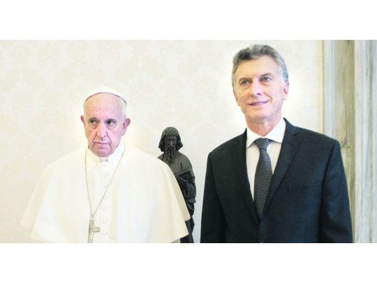 DISTANCIA. En febrero de 2016 Francisco recibió a Mauricio Macri por primera vez en el Vaticano. Fue un encuentro protocolar que duró 22 minutos. La relación entre ambos mandatarios nunca fue óptima. Hoy atraviesa un momento complicado.