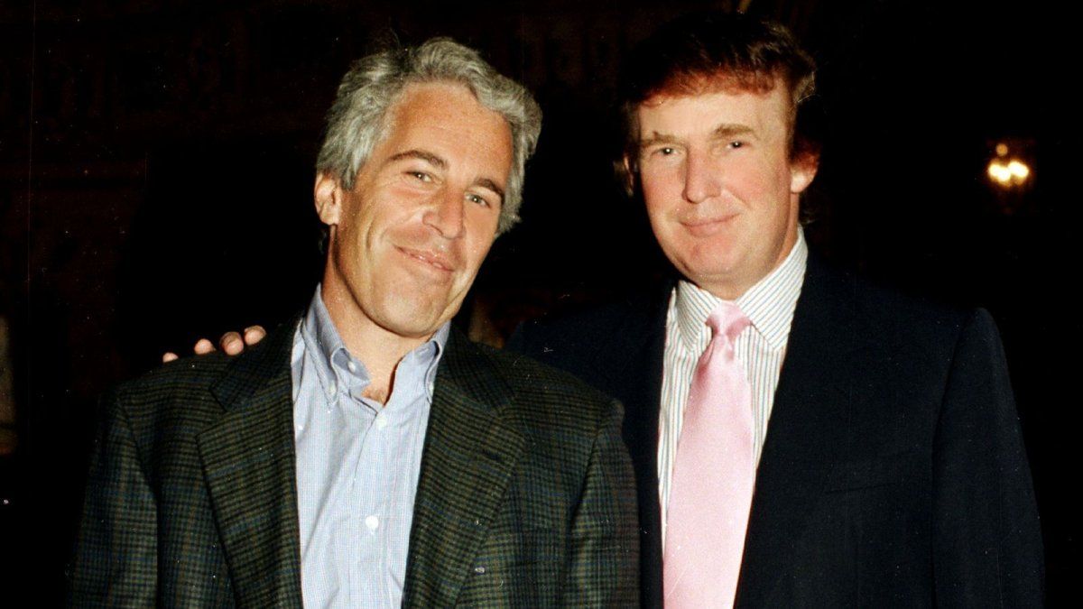Donald Trump’s government revoked the press credential of The Wall Street Journal for its coverage on the lists of Jeffrey Epstein