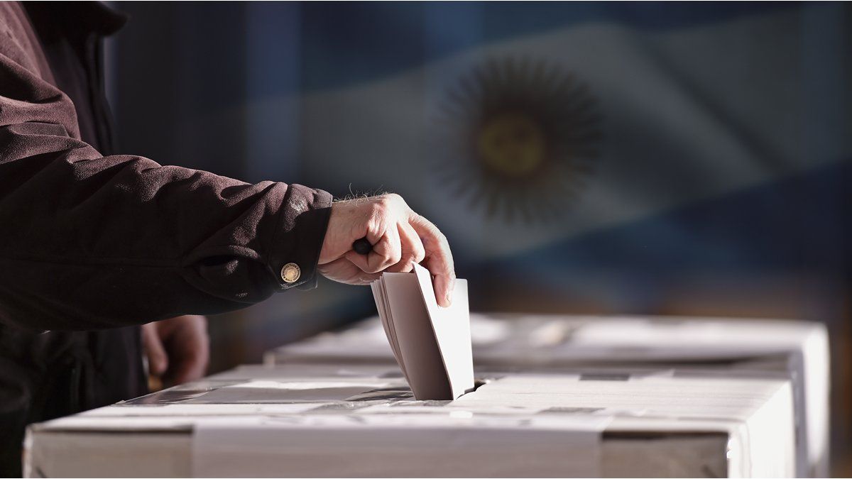 Balotaje elecciones 2023: quiénes son los candidatos presidenciales que competirán en noviembre