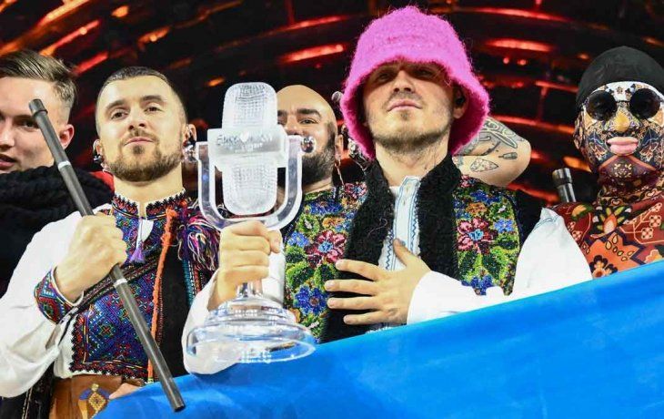 La banda que ganó Eurovisión subastó su trofeo para comprar drones para Ucrania