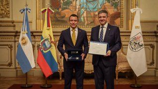 Jorge Macri le entregó la llave de la Ciudad a Daniel Noboa Jorge Macri le entregó la llave de la Ciudad a Daniel Noboa